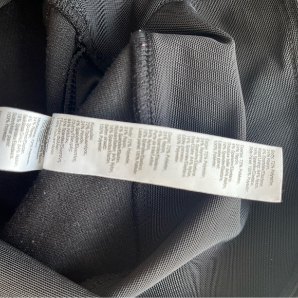 Spanx assets black legging with faux leather stripe size xl item 07-05 - Picture 10 of 12